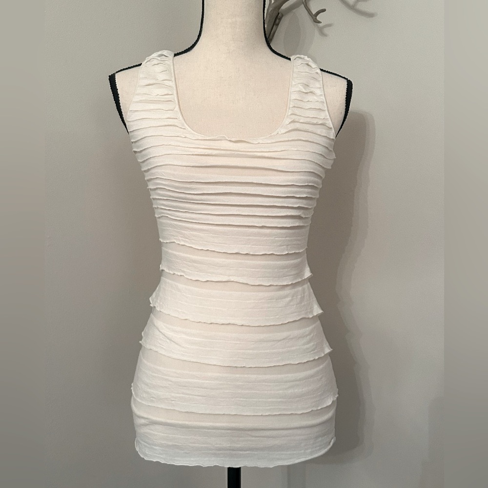NWOT-Max Studio White Tiered Ruffle Tank-Size XS